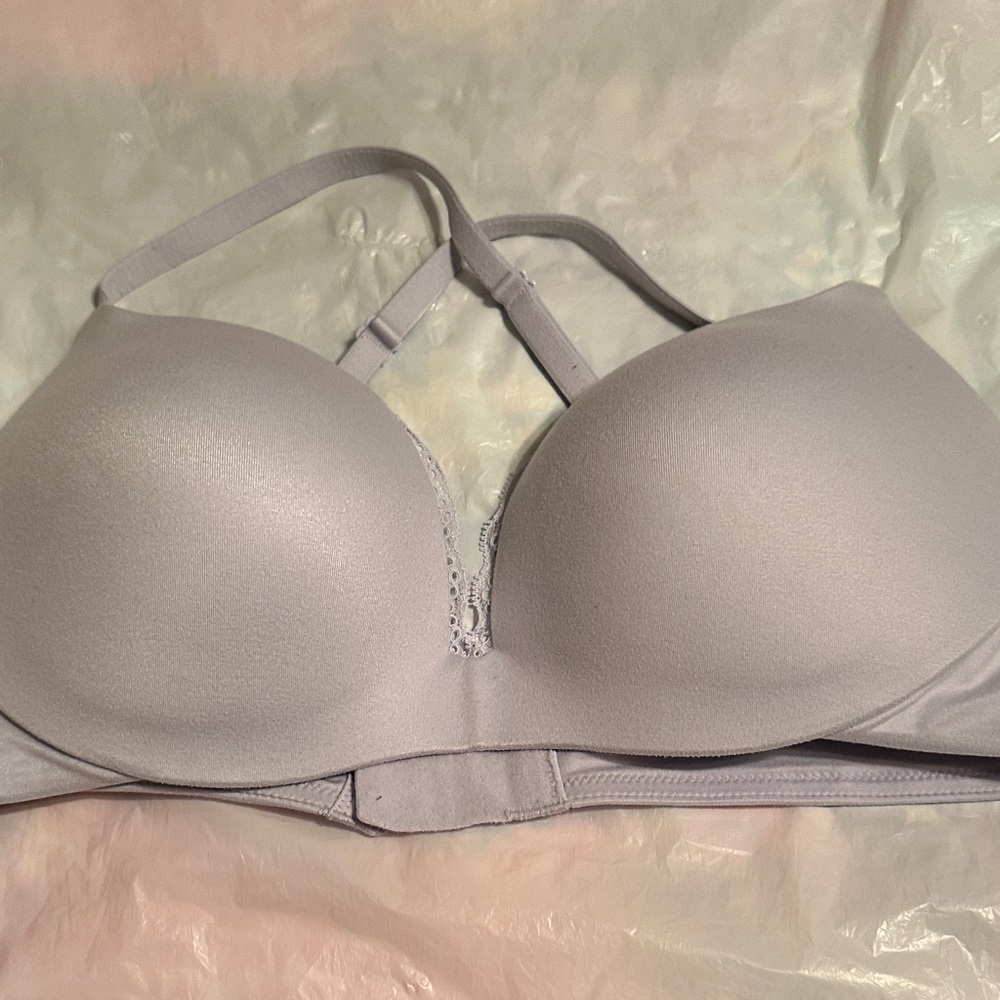 Victoria's Secret Light Gray Bra, straps can be worn crisscross, size 34C